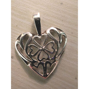 VTG 925 Sterling Silver Filigree Clover Heart Shaped Pendant Valentine's Day